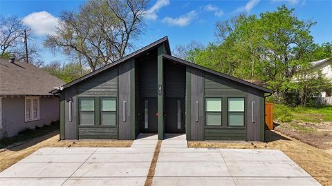 1811 Washington Street Commerce TX 75428