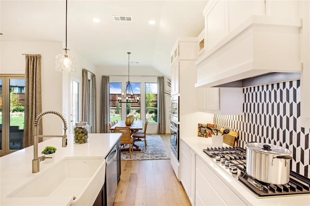4016 Bluebonnet Court
