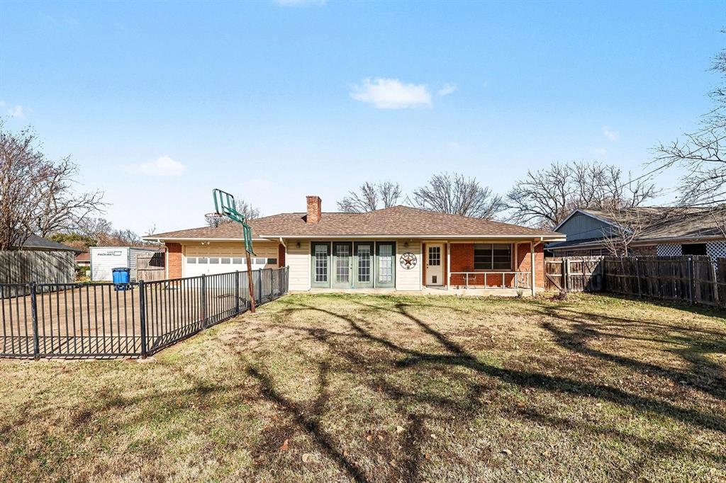 Colonial Estate #2 - Residential