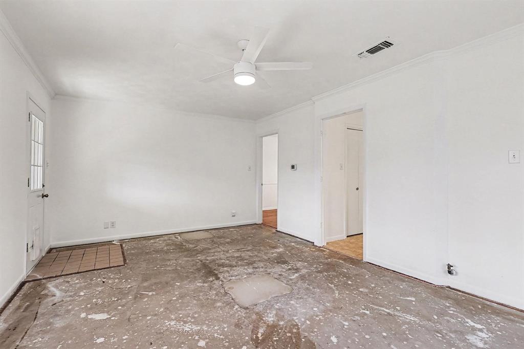 Colonial Estate #2 - Residential