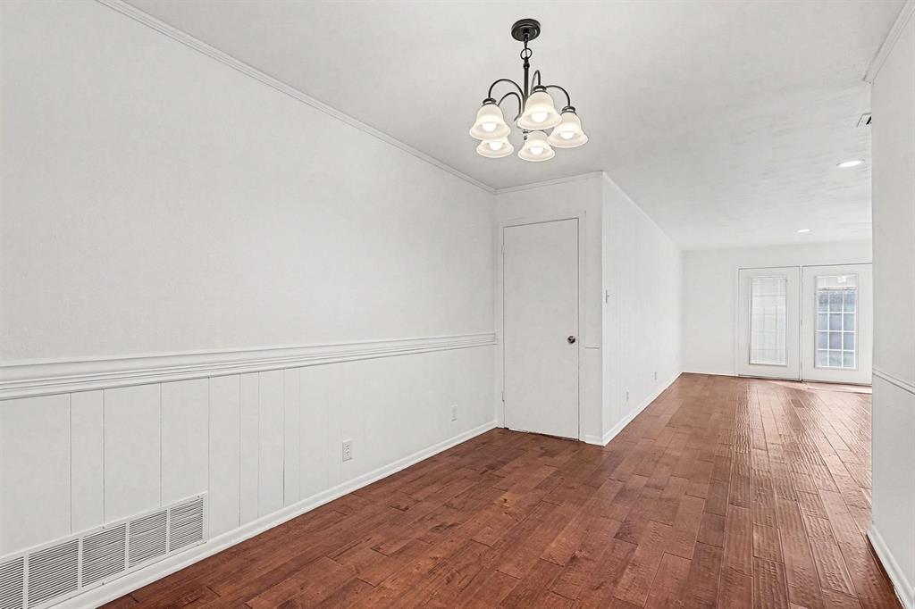 Colonial Estate #2 - Residential