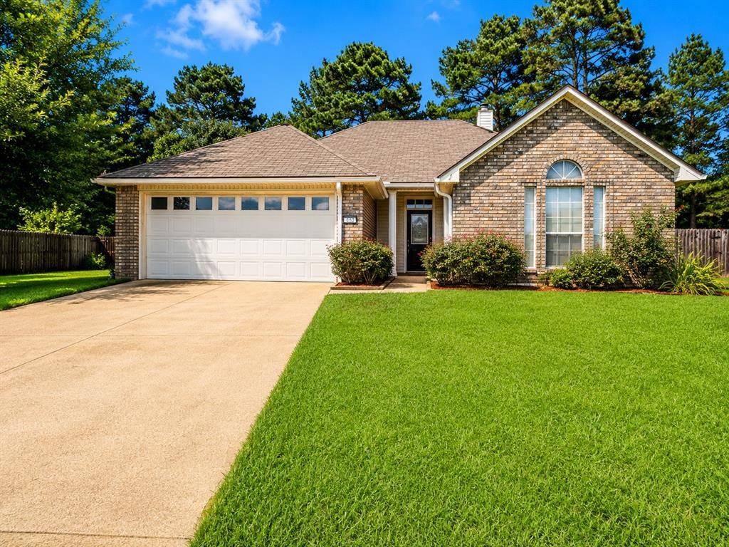 Photo of 7600 Redwood Court, Haughton, LA 71037 (MLS # 21312338)