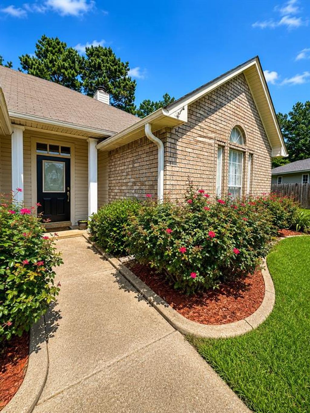 Photo of 7600 Redwood Court, Haughton, LA 71037 (MLS # 21312338)