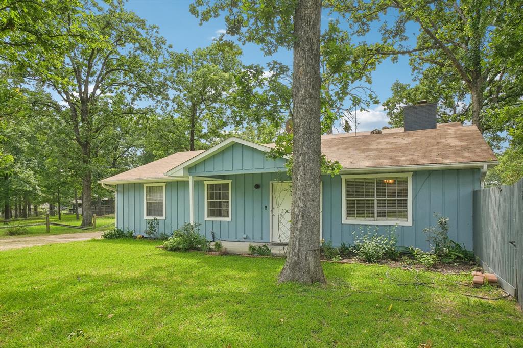 2112 Leyte Drive