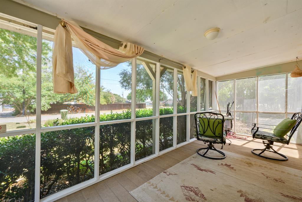 1709 E Apache Trail