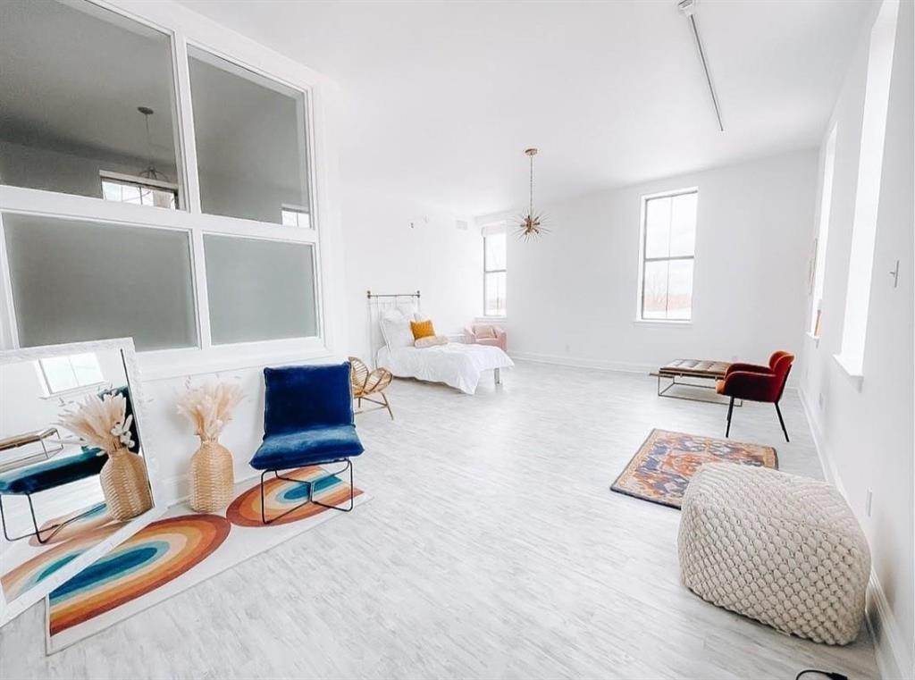 FARMERSVILLE ORIGINAL DONATION - Commercial Lease