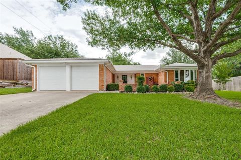 2220 Hurstview Drive Hurst TX 76054