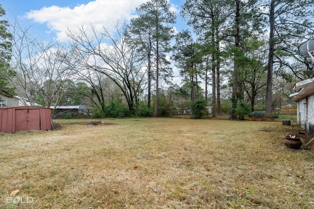 Shreveport, Louisiana 71129, United States, 3 Bedrooms Bedrooms, ,2 BathroomsBathrooms,Residential,Pending,11621