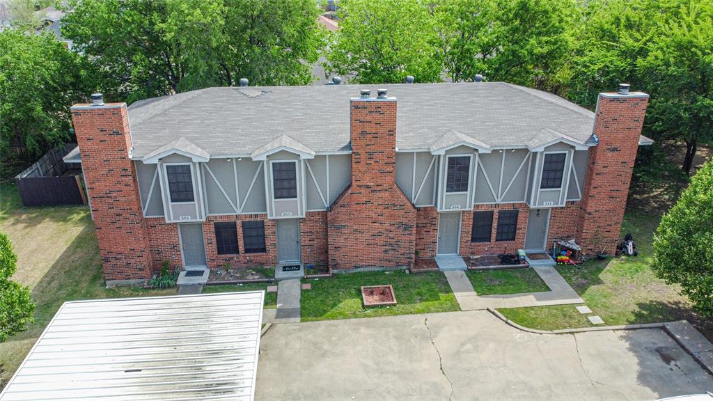 305 Cambridge Drive
