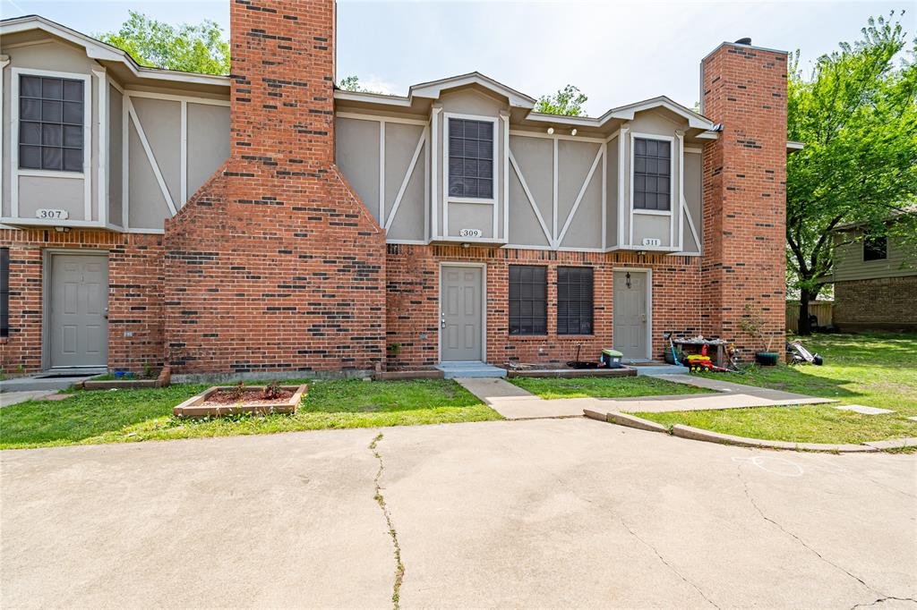 305 Cambridge Drive