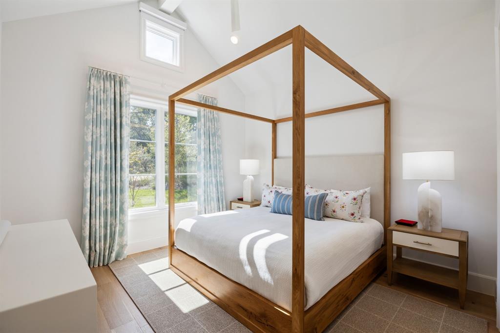 Long Cove - Residential