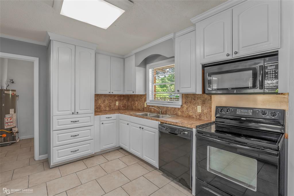 Shreveport, Louisiana 71118, United States, 3 Bedrooms Bedrooms, ,2 BathroomsBathrooms,Residential,Contingent,105350