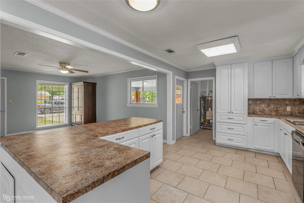 Shreveport, Louisiana 71118, United States, 3 Bedrooms Bedrooms, ,2 BathroomsBathrooms,Residential,Contingent,105350