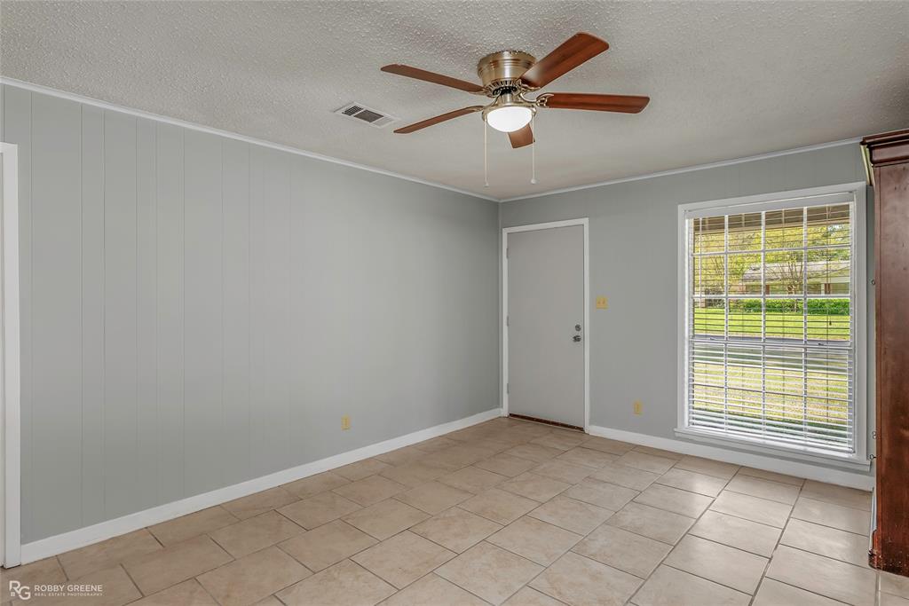 Shreveport, Louisiana 71118, United States, 3 Bedrooms Bedrooms, ,2 BathroomsBathrooms,Residential,Contingent,105350