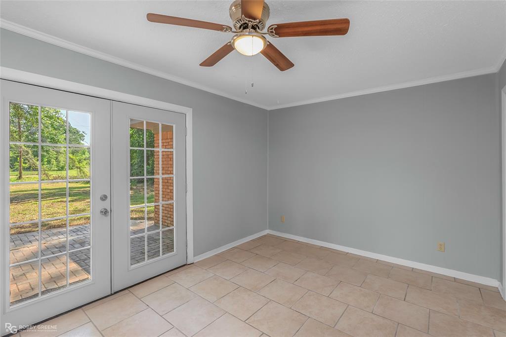 Shreveport, Louisiana 71118, United States, 3 Bedrooms Bedrooms, ,2 BathroomsBathrooms,Residential,Contingent,105350