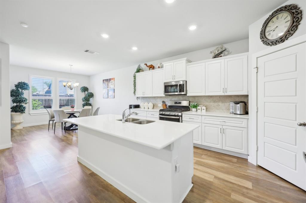 1816 Dunstan Drive