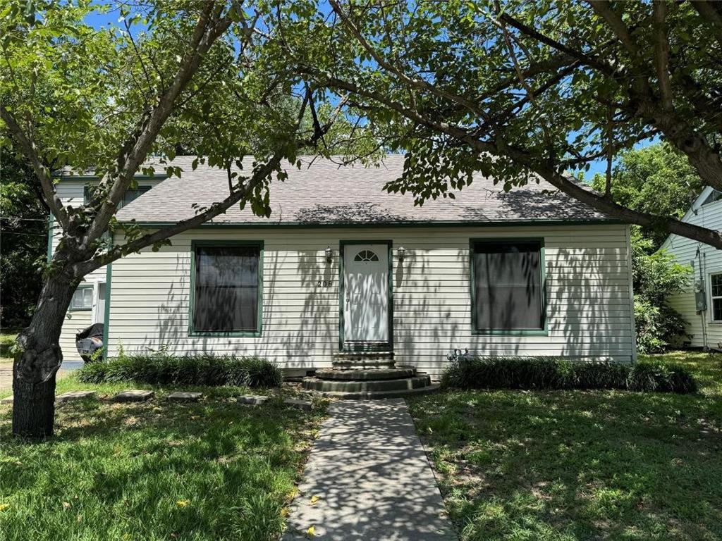 208 N Elm Street