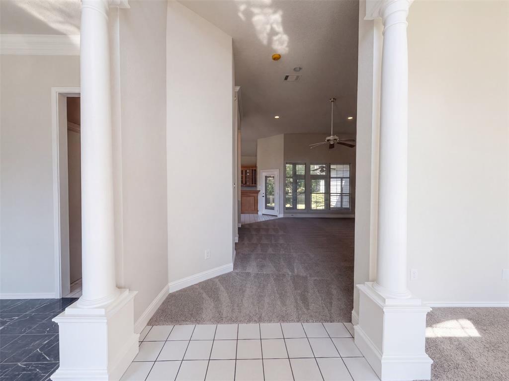 3000 Candide Lane