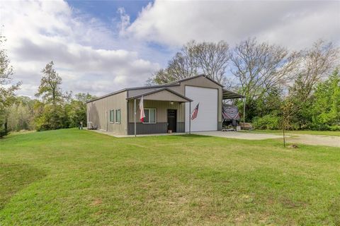 Photo of 984 County Road Se 4350, Scroggins, TX 75480 (MLS # 21120682)