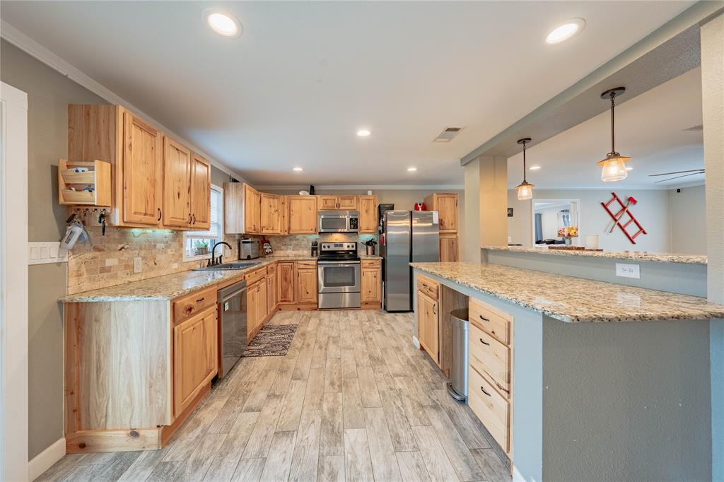6331 County Road 1411