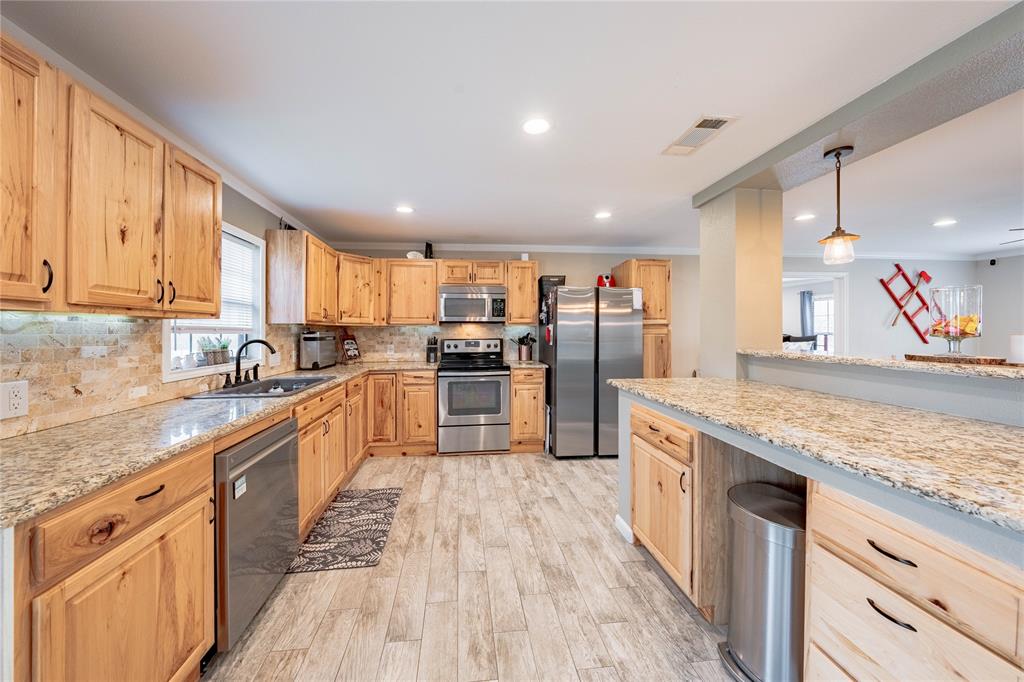 6331 County Road 1411