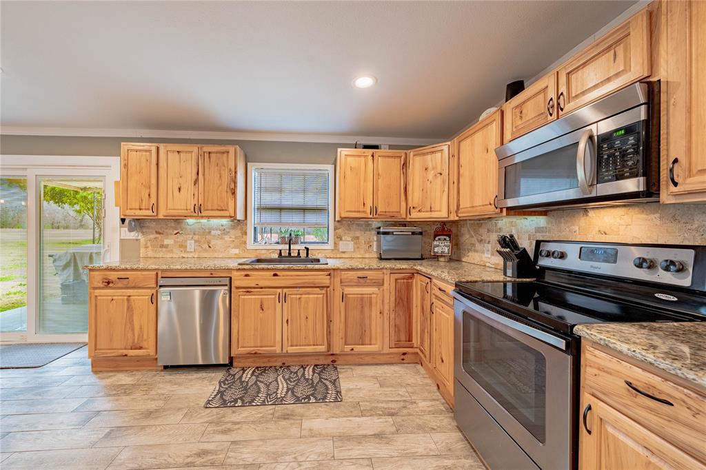 6331 County Road 1411
