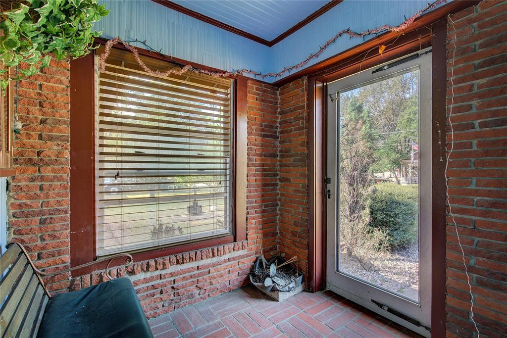 407 Puckett Street