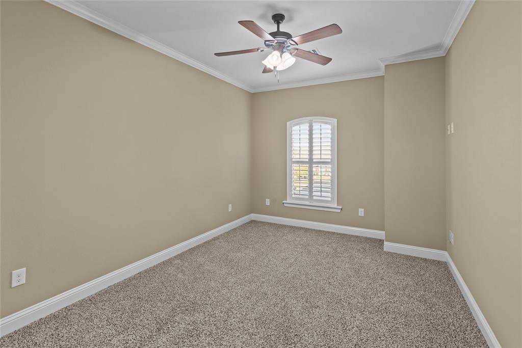 Twelve Oaks - Residential