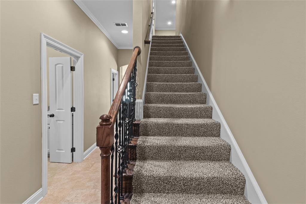 Twelve Oaks - Residential