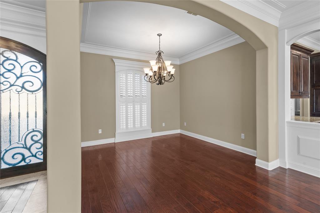 Twelve Oaks - Residential