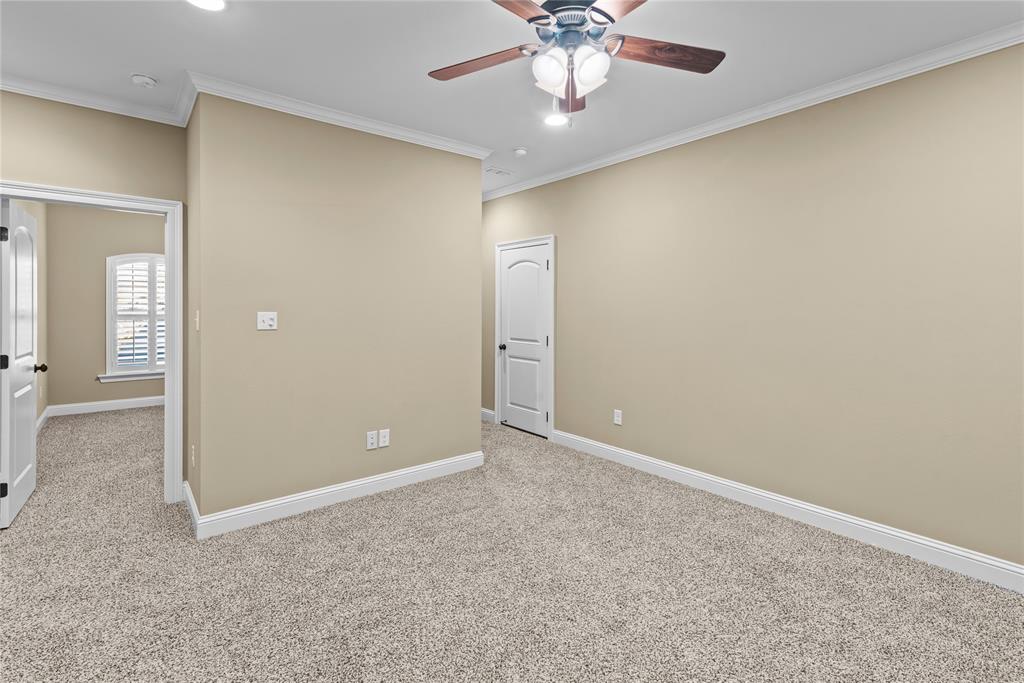 Twelve Oaks - Residential