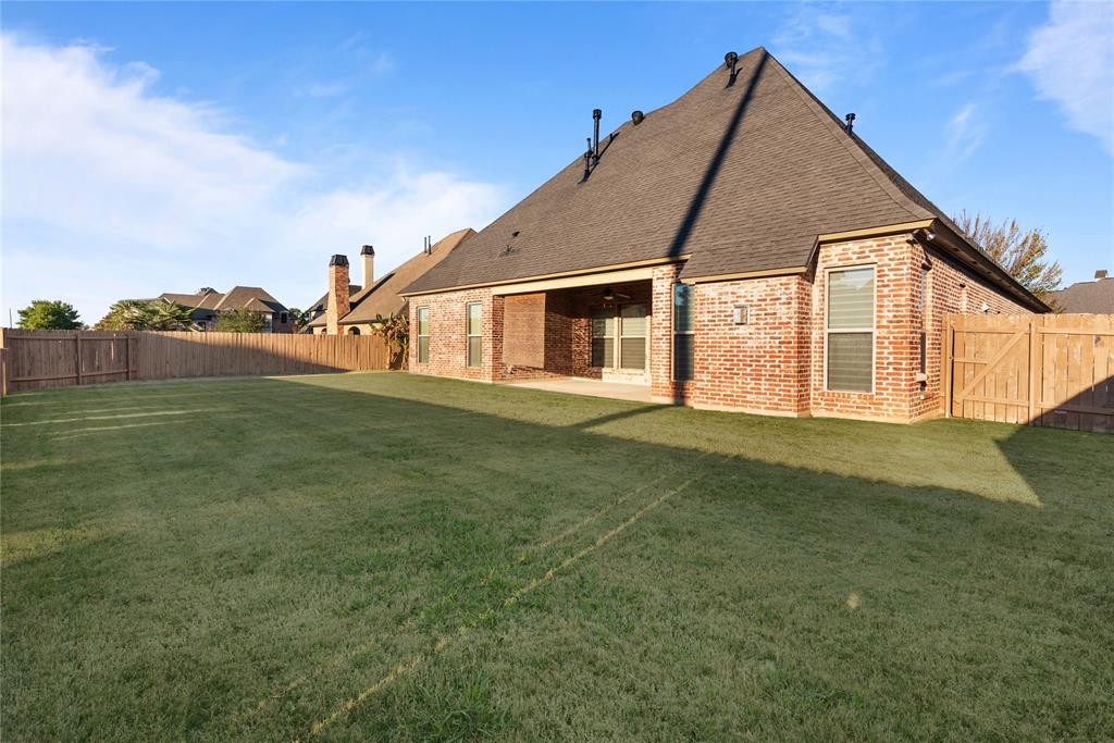 Twelve Oaks - Residential