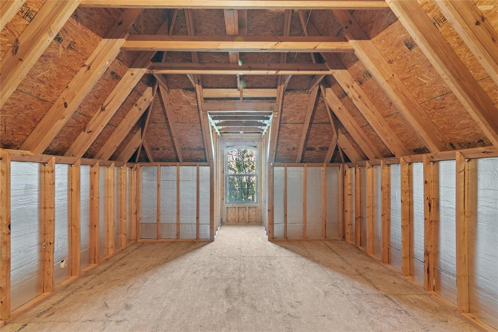 Twelve Oaks - Residential