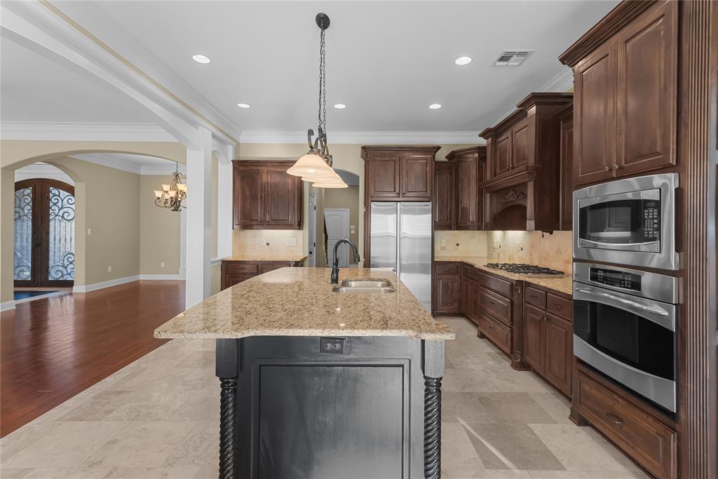 Twelve Oaks - Residential