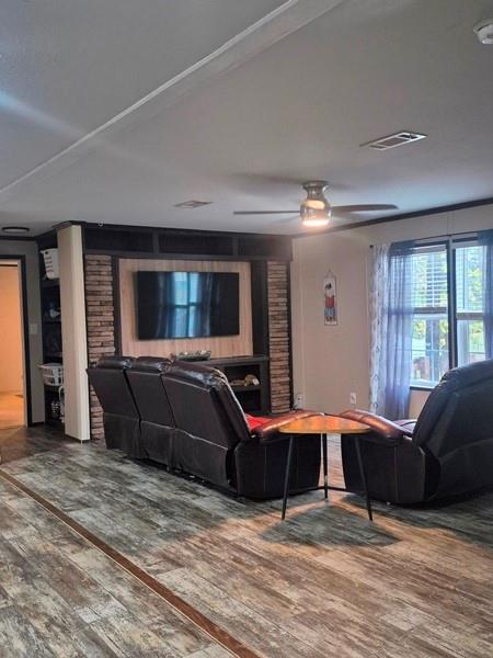 4193 Broken Bow