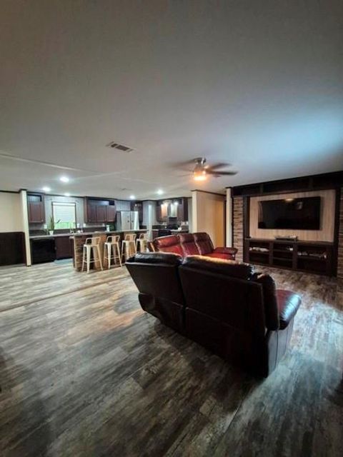 4193 Broken Bow Lone Oak TX 75453