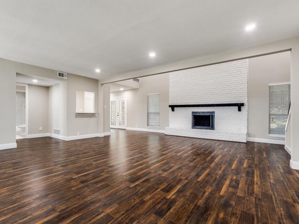 2226 Meadowview Drive