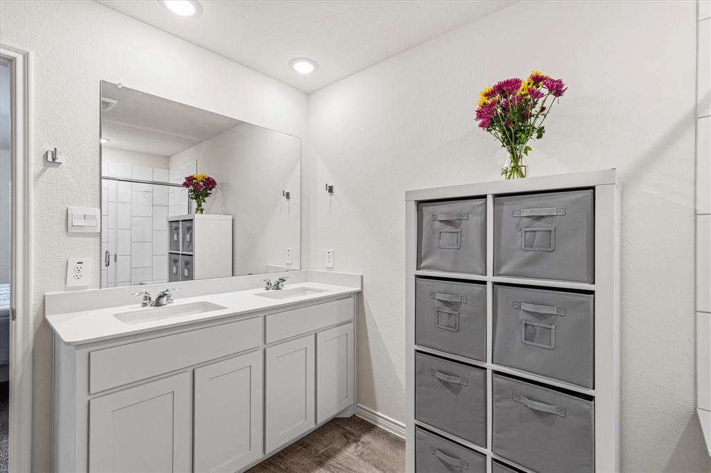 Augusta Square 1 - Residential