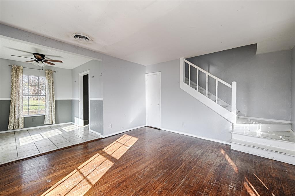 307 N Oak Cliff Boulevard