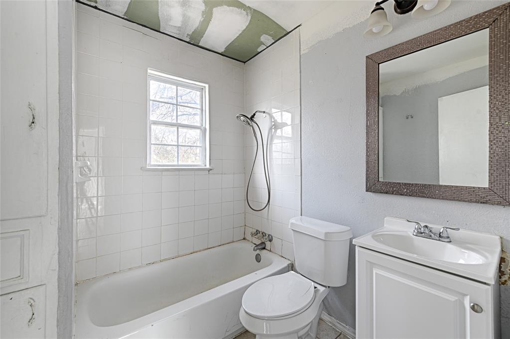 Daniels L O Jr - Residential Income