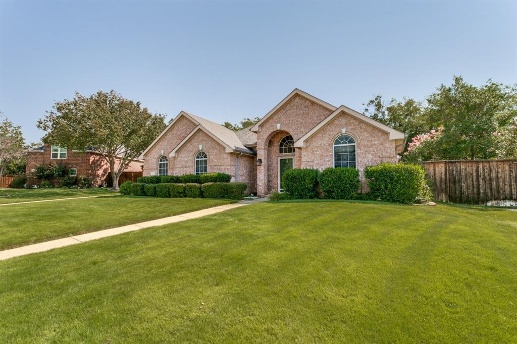 6 Hideaway Court