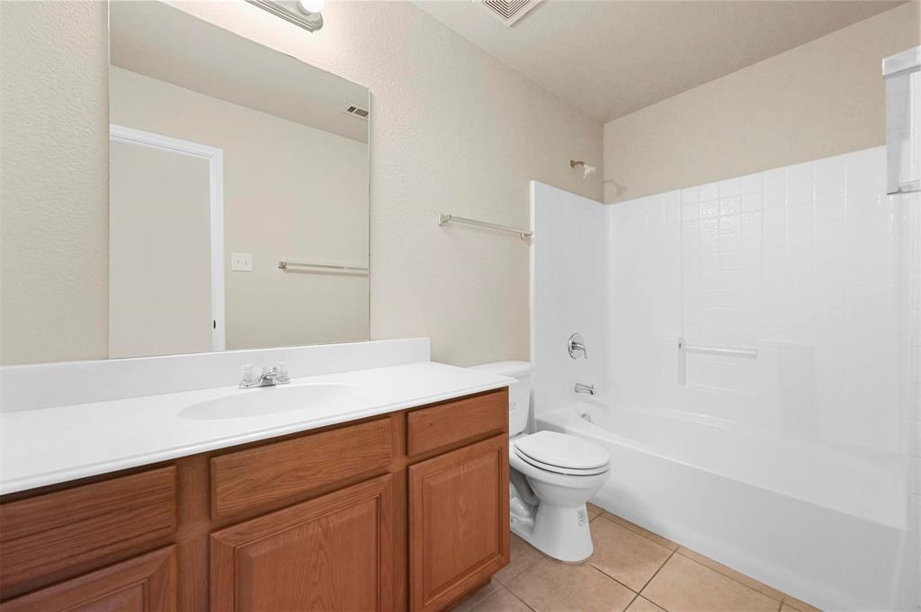 South Center Street Twnhms - Residential Lease