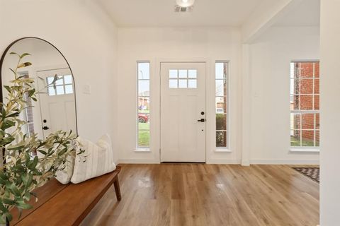 Tiny photo for 611 Joy Lane, Mansfield, TX 76063 (MLS # 21199052)