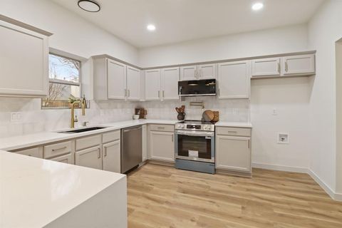 Tiny photo for 611 Joy Lane, Mansfield, TX 76063 (MLS # 21199052)