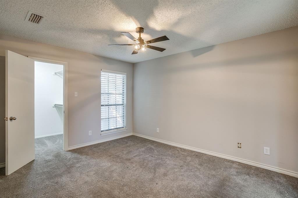 Chasewood Oaks Condo - Residential