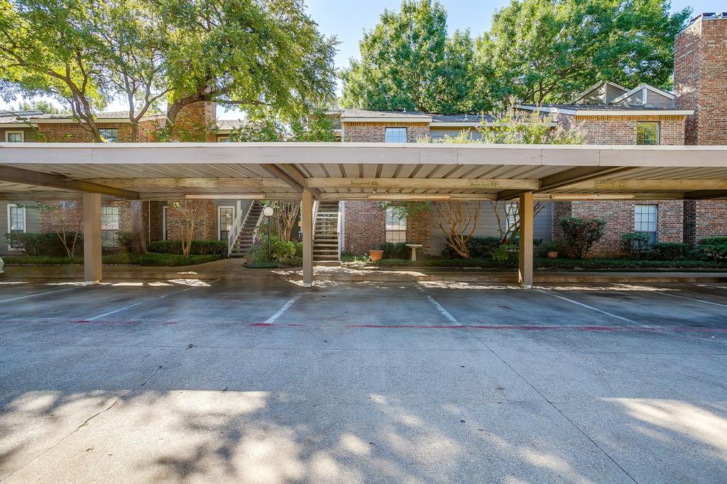 Chasewood Oaks Condo - Residential