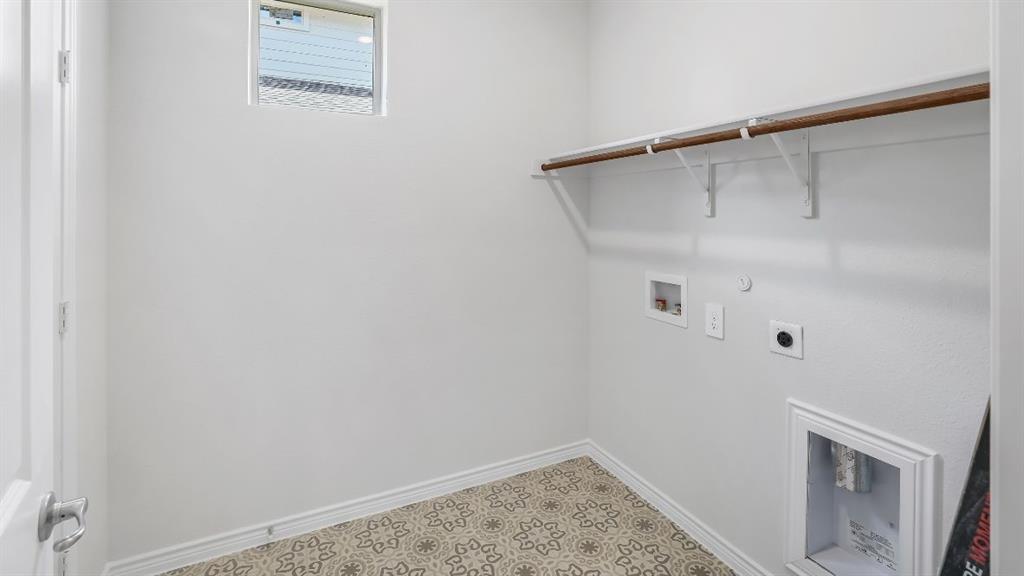 The Landing at Hidden Lakes - Residential