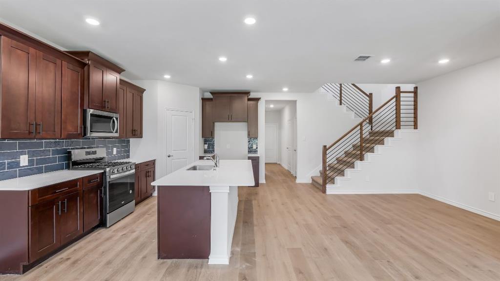 The Landing at Hidden Lakes - Residential