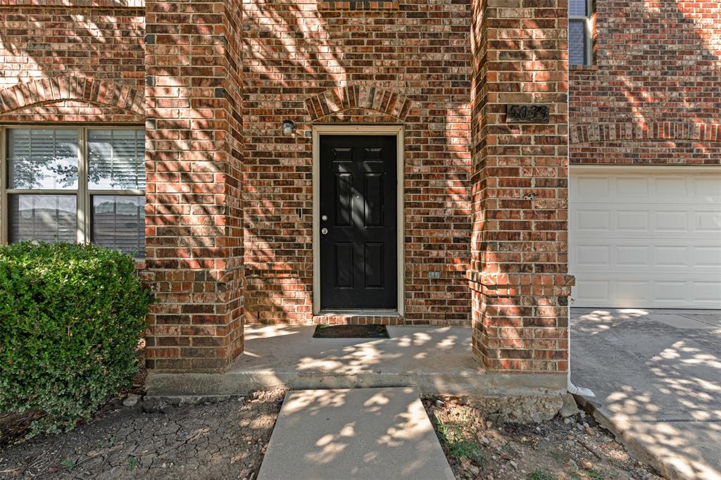 5033 Meridian Lane