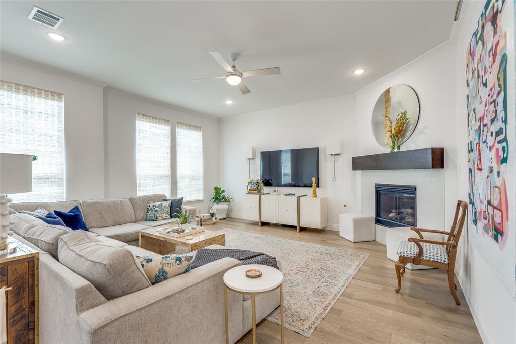 264 Palisades Boulevard